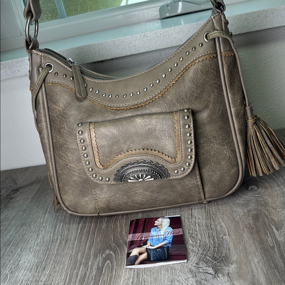 American West Tan Shoulder Bag with Decorative Tassels